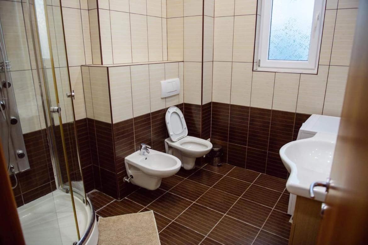 Sadara Sea Breeze Apartment Navodari Exterior photo